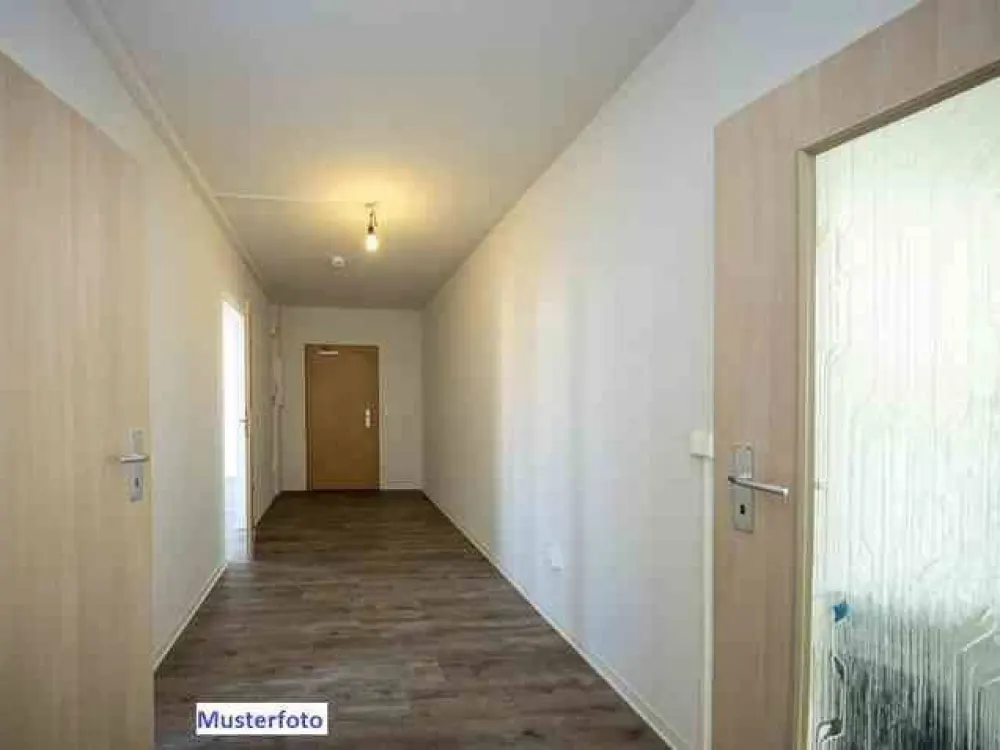 Affordable and Interesting 3-Room Apartment.