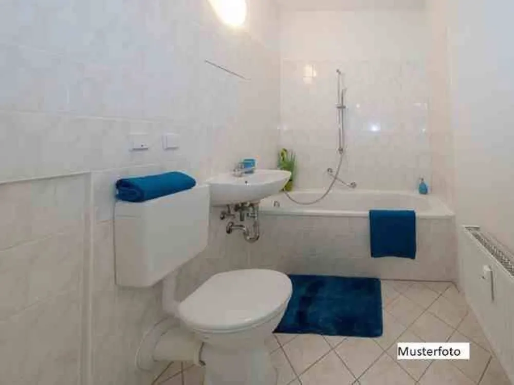 Affordable and Interesting 3-Room Apartment.
