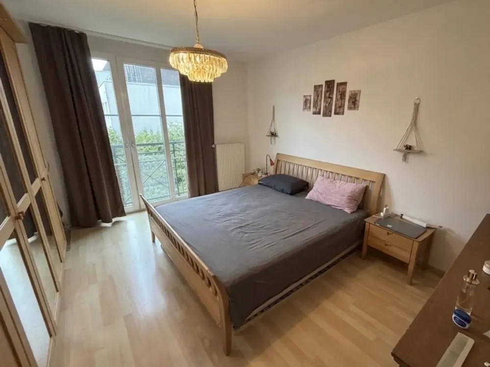 Komfortabel wohnen: Gepflegte 2-Zimmer-Wohnung mit Aufzug und Tiefgarage