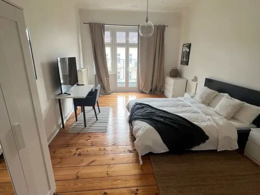 Stylish 2-Room Furnished Apartment in Vibrant Friedrichshain - perfect for roommates