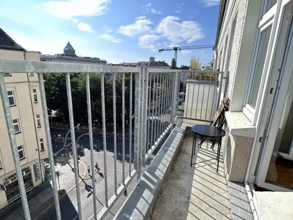 Stylish 2-Room Furnished Apartment in Vibrant Friedrichshain - perfect for roommates