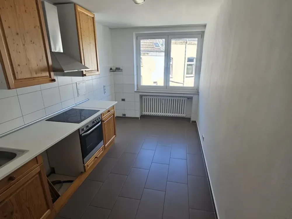 Modernisierte 3-Zimmer-Wohnung in Düsseldorf-Eller