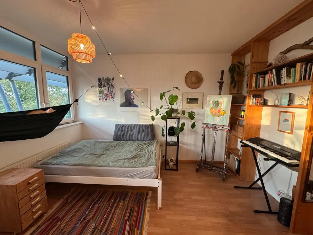 Artist Studio with Elbe View in Hamburg-Altona (23.11.-21.12.)