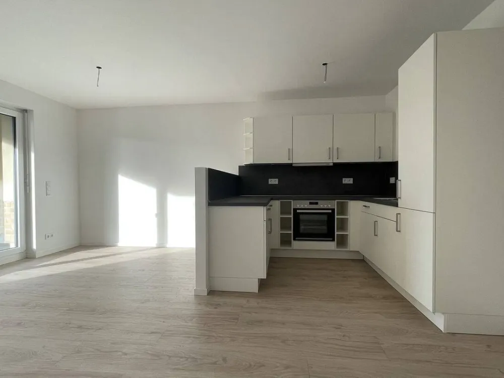 Moderne Etagenwohnung zur Miete mit Balkon in Dresden Neustadt - Wentzel Dr.