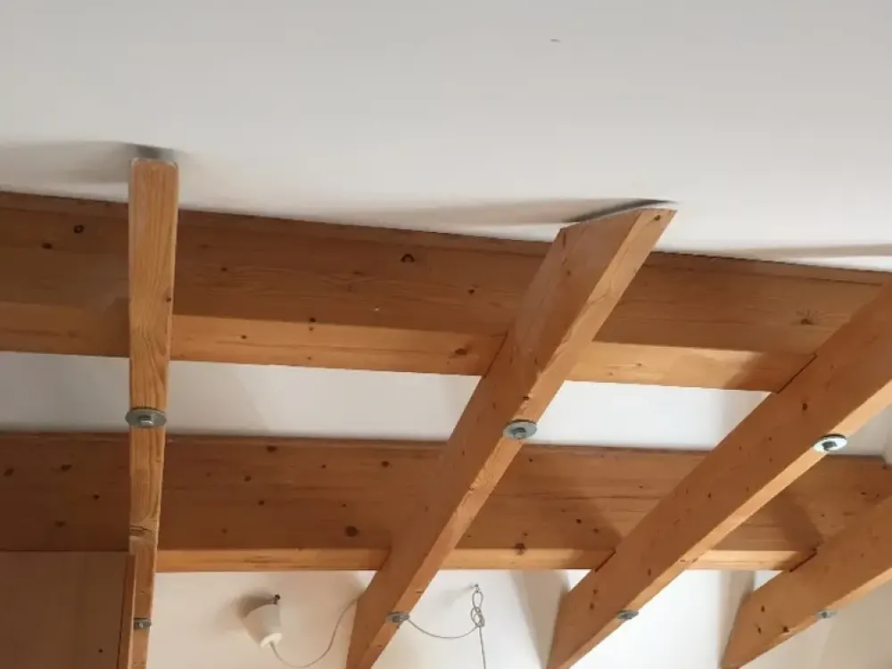 Schöne, helle und gemütliche 3-Zimmer Wohnung in 3-Familienhaus in ruhiger Wohngegend in Holweide