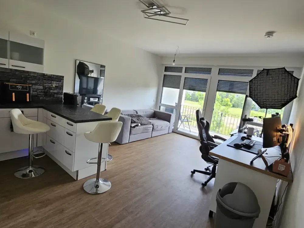 Lichtdurchflutete, kompakte Wohnung in idyllischer Stadtrandlage Berlins