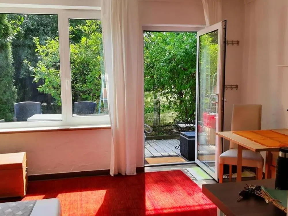 Suche Nachmieter für nette kleine Whg. (ca. 40 qm) in Langenargen