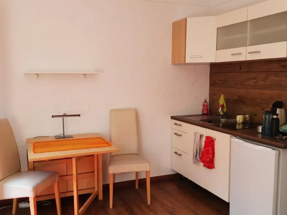 Suche Nachmieter für nette kleine Whg. (ca. 40 qm) in Langenargen