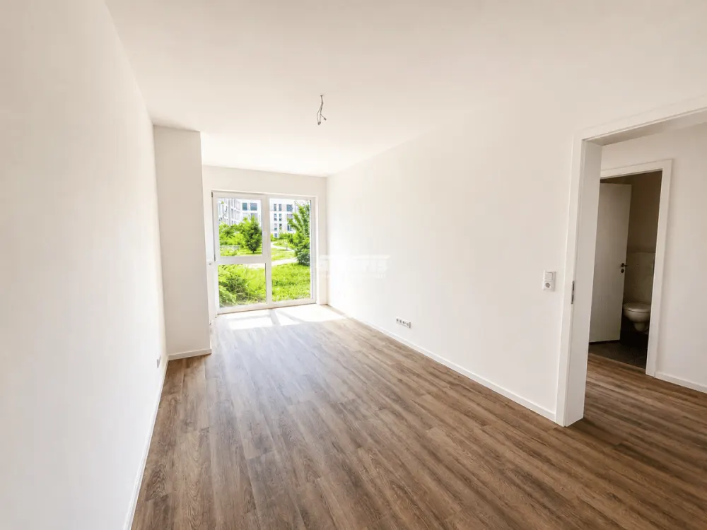 antaris Immobilien GmbH **Moderne 4-Raum-Wohnung mit Terrasse und zwei Bädern**