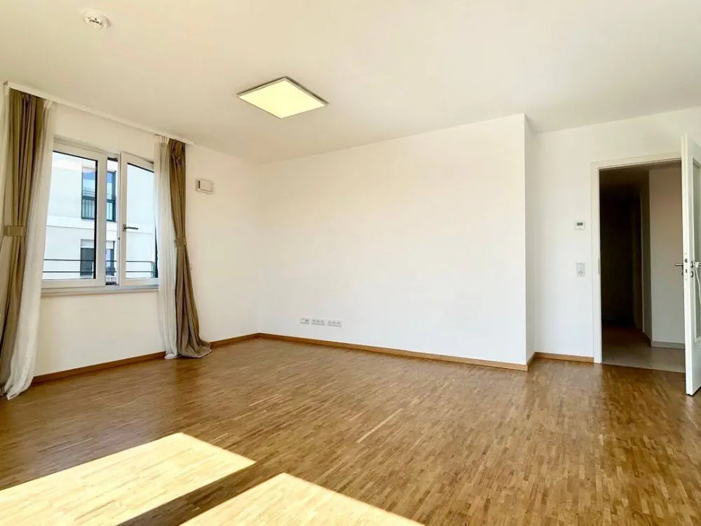 Exklusives Wohnen in der Dresdner Hafencity - 4 Zimmer mit traumhaftem Elbblick