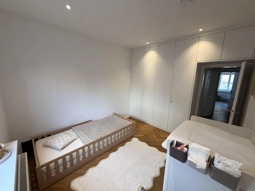 Hochwertig renovierte Erdgeschosswohnung am Mulang, 157 m², Wintergarten, Terrasse & 2 Bäder
