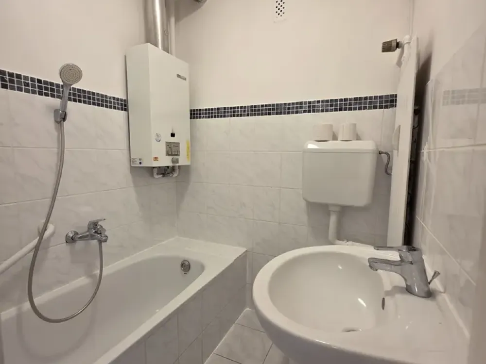 Sachsenhausen: Moderne 2-Zimmer-Wohnung in zentraler Lage