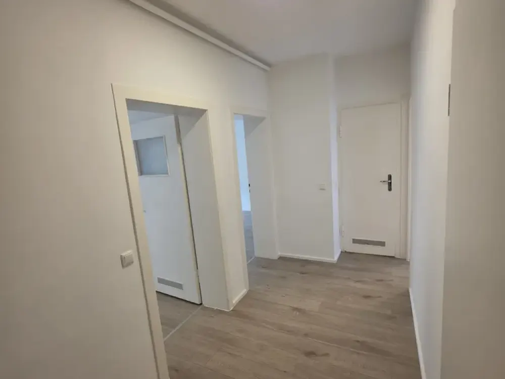 Sachsenhausen: Moderne 2-Zimmer-Wohnung in zentraler Lage