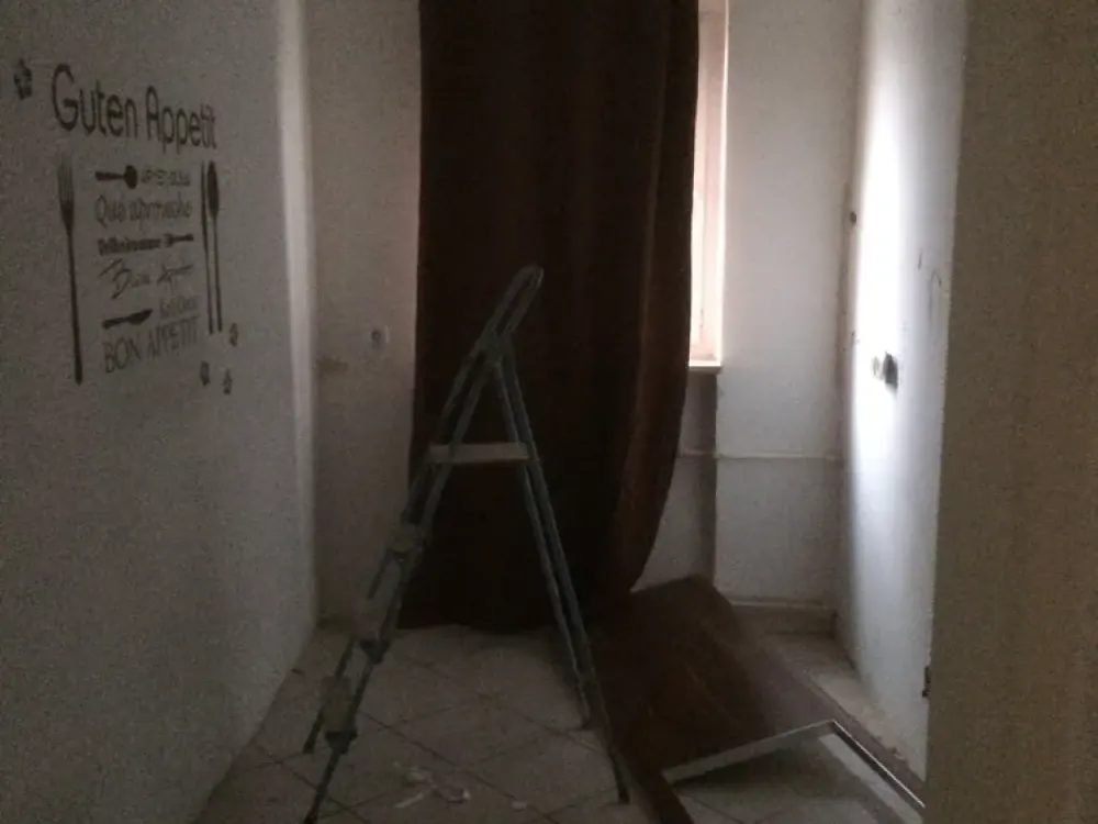 Vollständig renovierte 3-Raum-Wohnung mit Balkon in Rüsselsheim