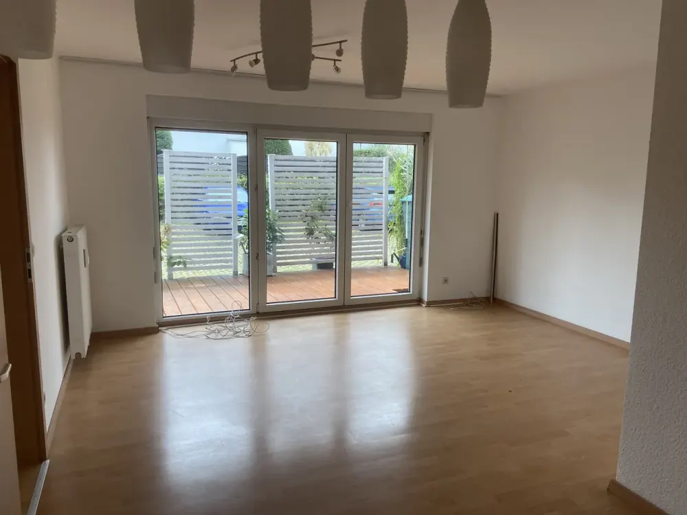 Wohnen auf Zeit mit eigener Terrasse, charmante 2-Zimmer-Erdgeschosswohnung in Aichtal-Grötzingen