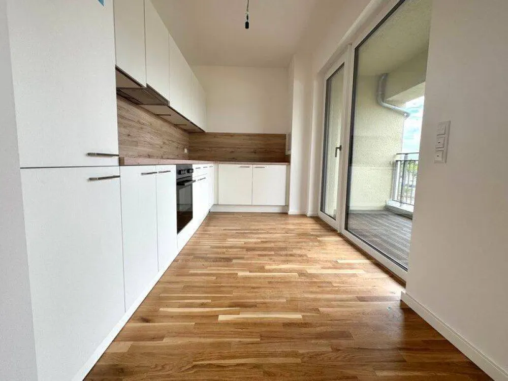 Komfortables Wohnen im Erstbezug: 3-Zimmer mit EBK, Balkon, Tageslichtbad und Gäste-WC