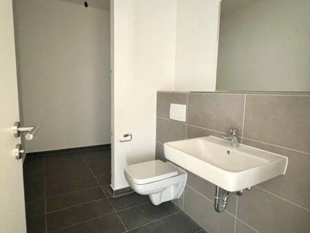Komfortables Wohnen im Erstbezug: 3-Zimmer mit EBK, Balkon, Tageslichtbad und Gäste-WC