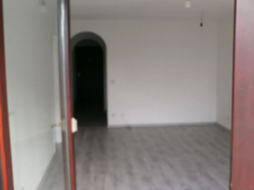 Vermiete 3 Zi-Wohnung neben U-, S,- Trambahn- u. Busanschluss