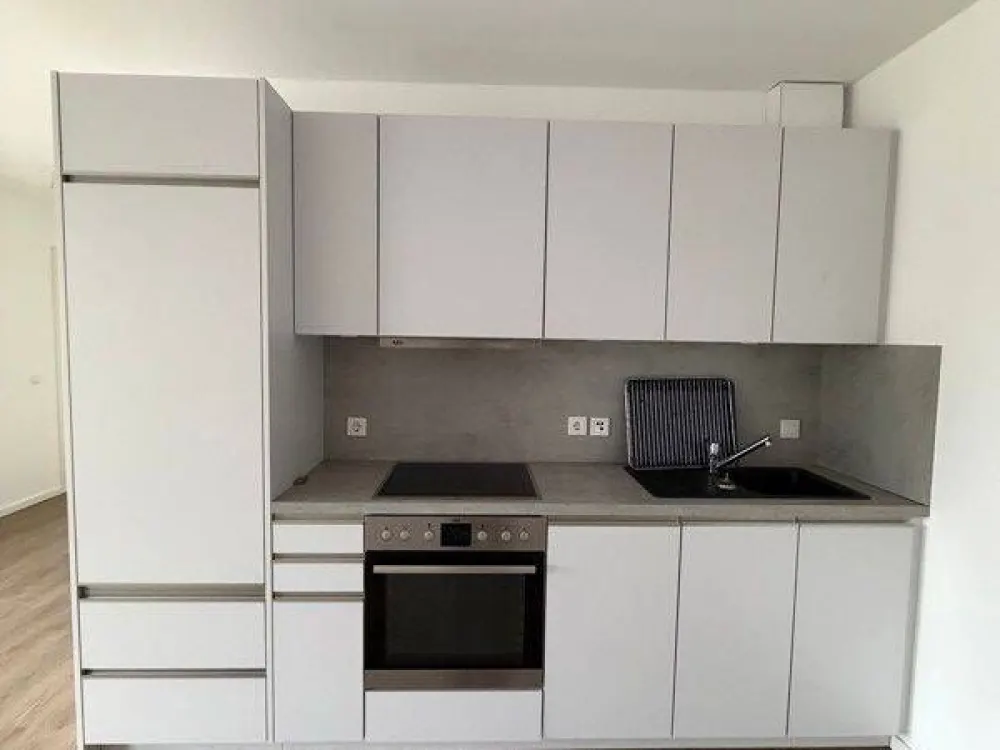 Moderne 2-Zimmer-Wohnung mit Einbauküche