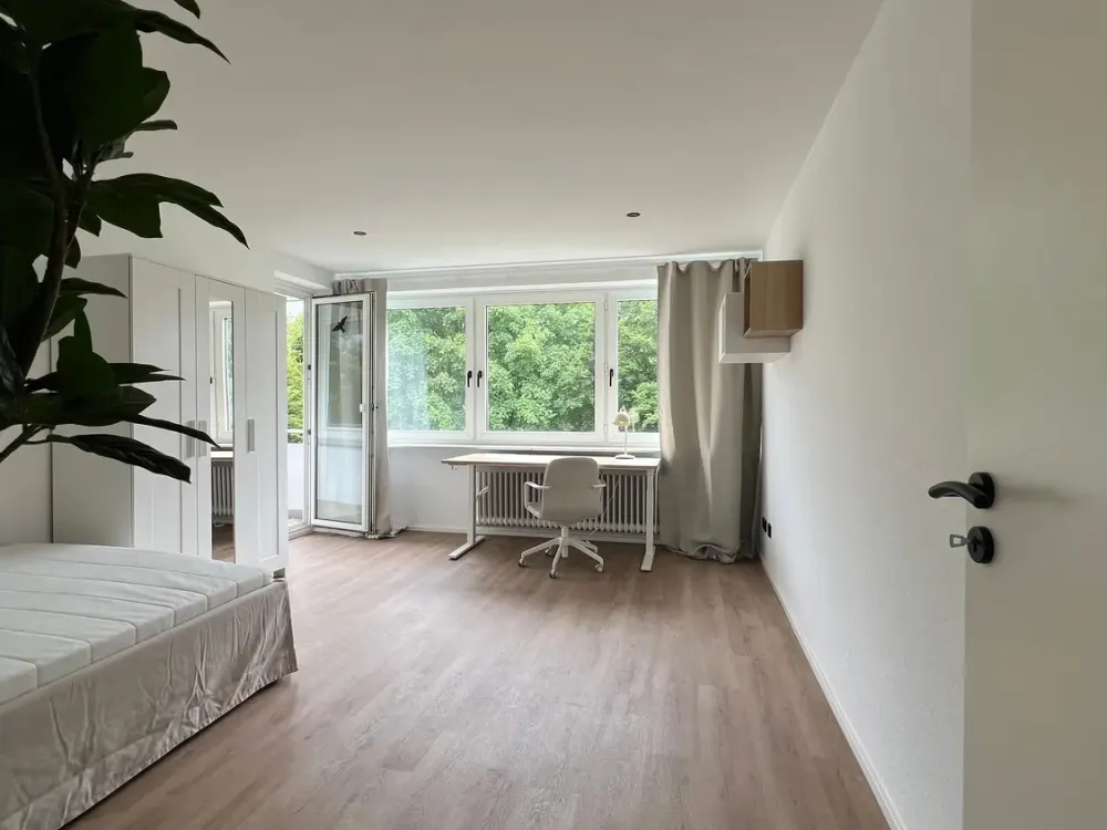 Möbliertes WG-Zimmer - 5er WG in Offenbach am Main