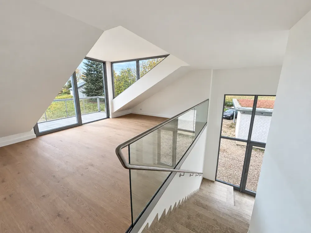 Historisches ‚Rotes Haus‘: Einzigartiges Wohnen auf 300 m² im Denkkmal - optional mit Pferdehaltung