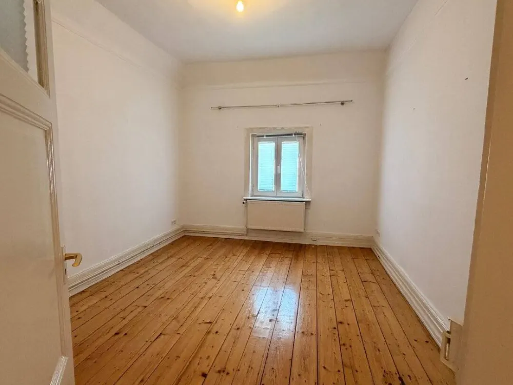 Stilvolle 2-Zimmer-Altbauwohnung in Frankfurt-Sachsenhausen