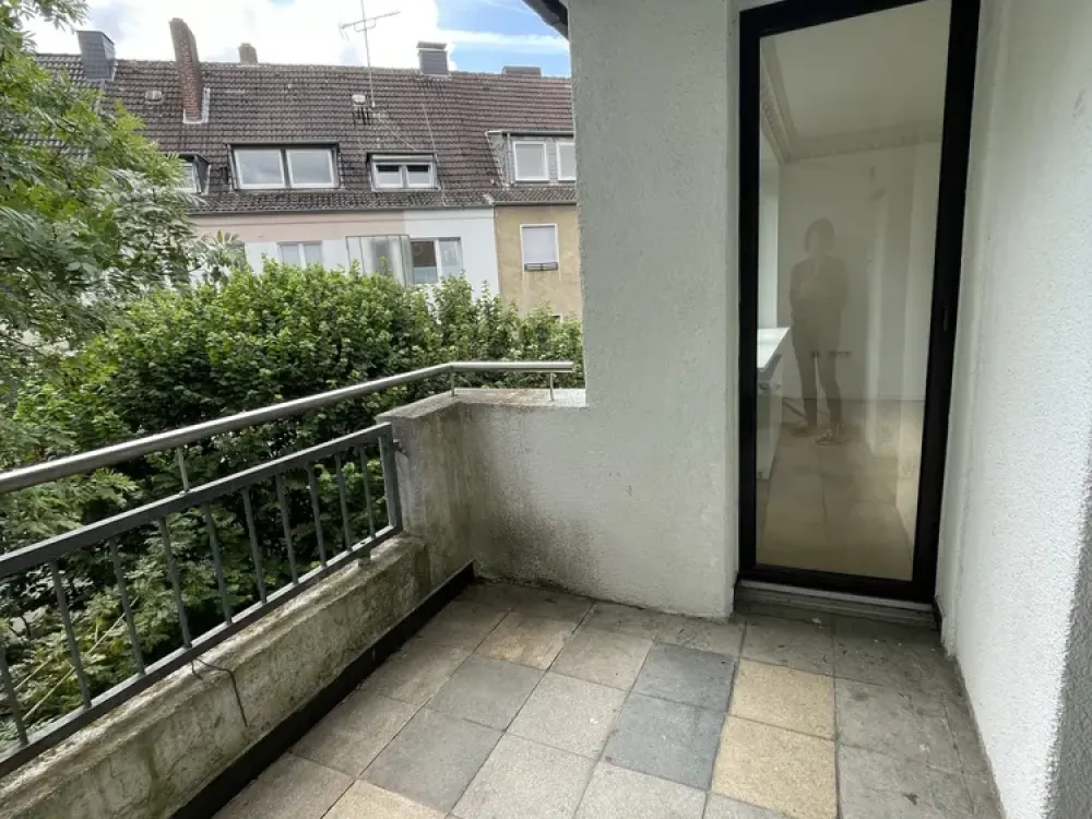 Zentral gelegene 3- Zimmerwohnung im 3. OG. mit Balkon