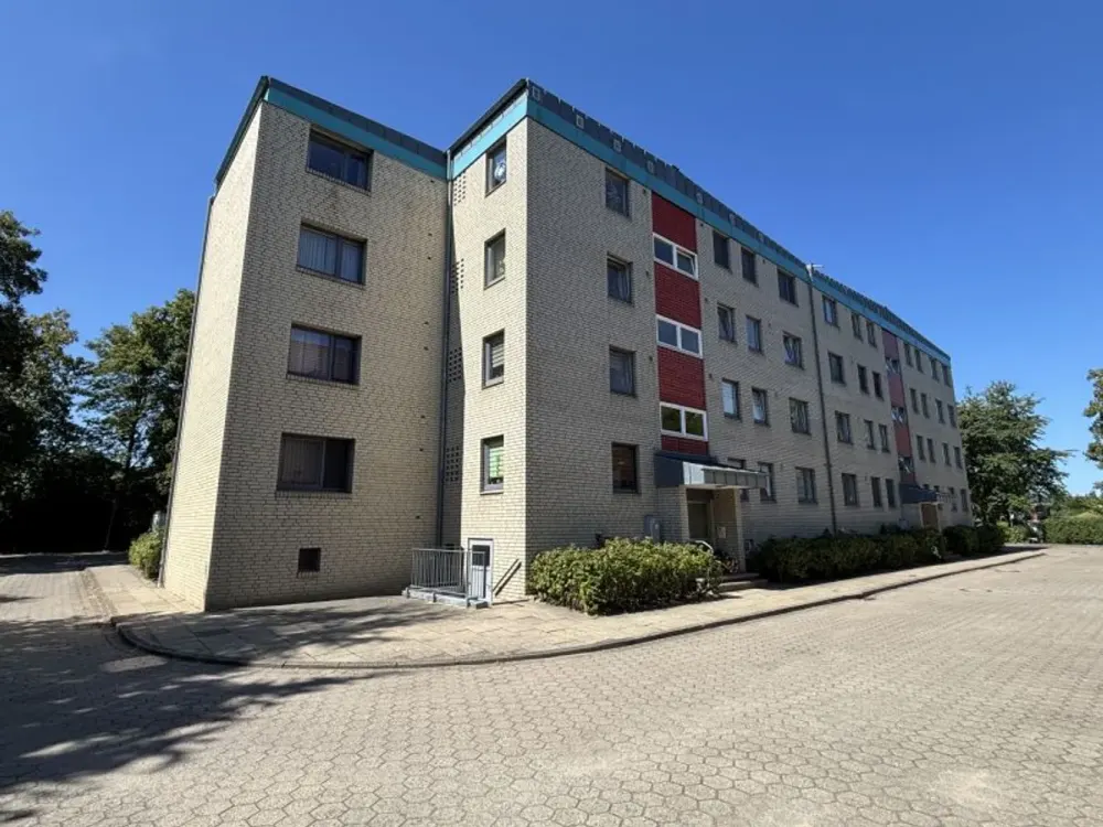 4-Zimmer-Wohnung mit großem Balkon, ideal für Paare, kleine Familien und Homeoffe