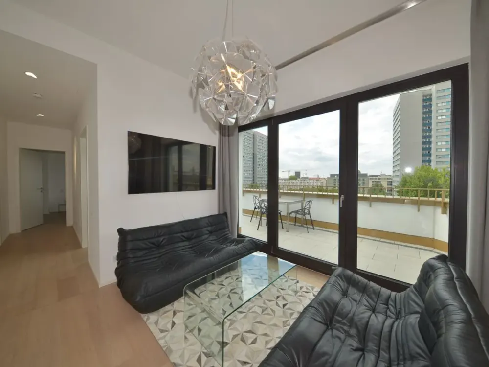 3 Zimmer - DG Wohnung * Penthouse Charakter * Einbauküche * Terrasse