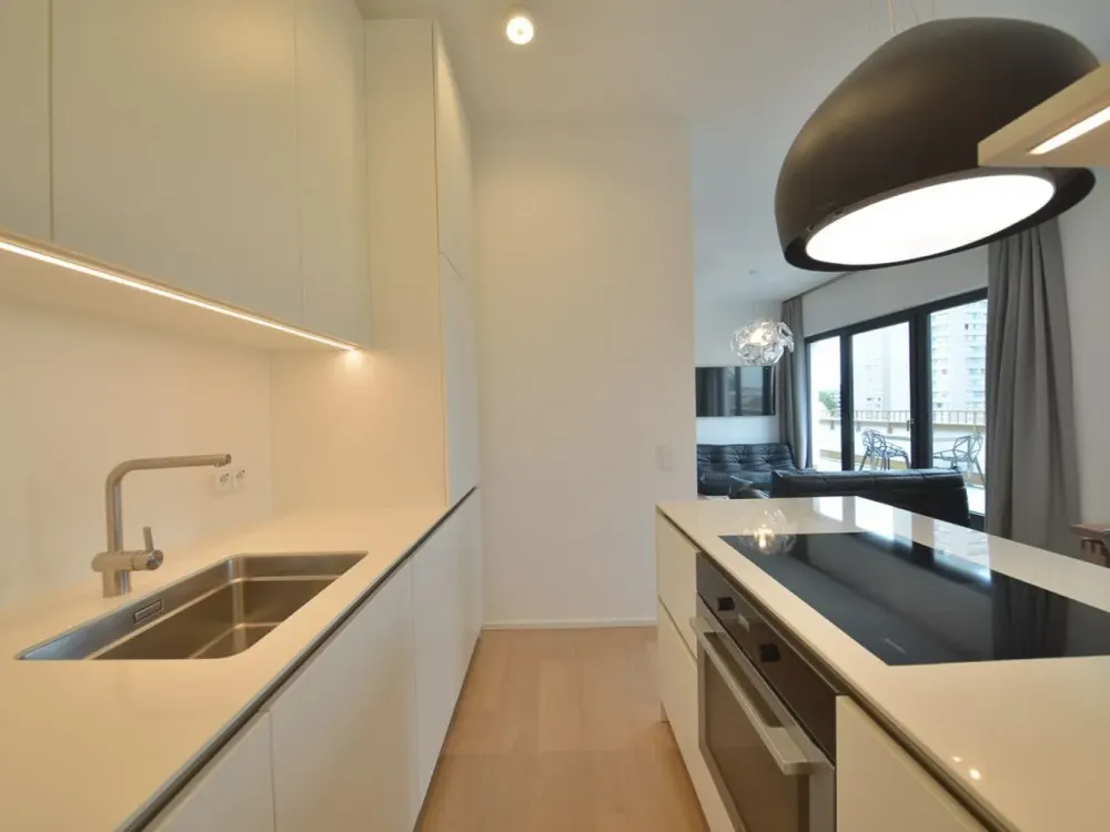3 Zimmer - DG Wohnung * Penthouse Charakter * Einbauküche * Terrasse