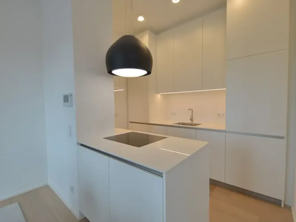 3 Zimmer - DG Wohnung * Penthouse Charakter * Einbauküche * Terrasse