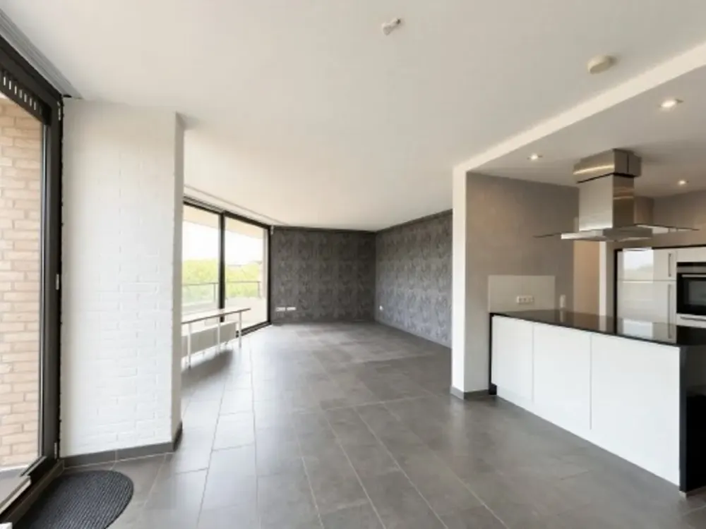 Moderne 3‑Zimmer‑Wohnung mit Blick über das Siebengebirge, hochwertig saniert, ruhig gelegen