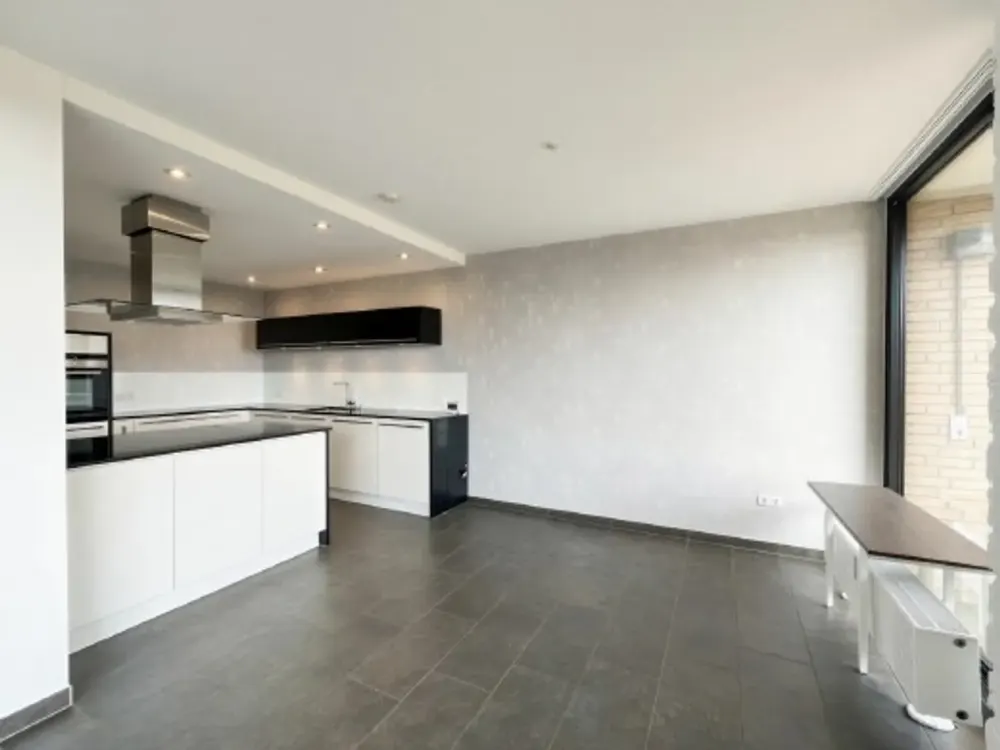 Moderne 3‑Zimmer‑Wohnung mit Blick über das Siebengebirge, hochwertig saniert, ruhig gelegen