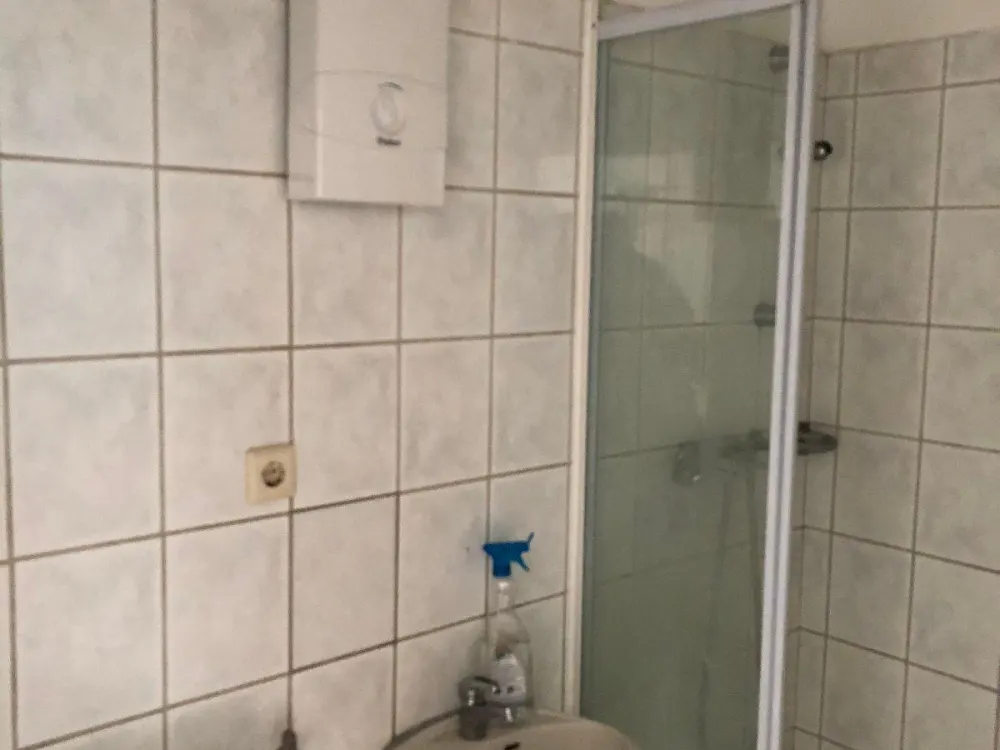Top 1 Zimmer Apartment in Ehrenfeld - Neu Renoviert
