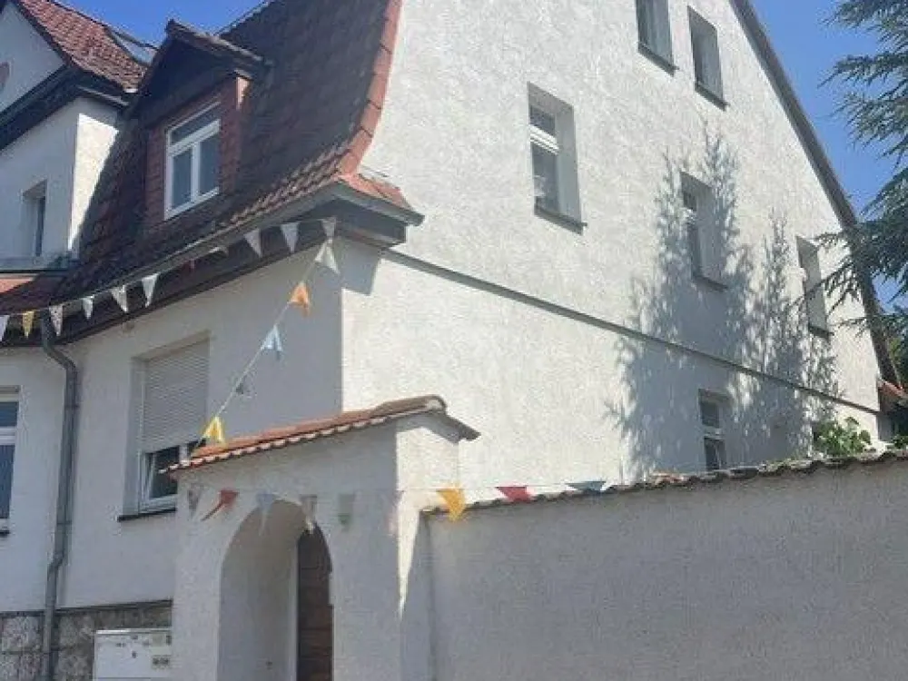 Gemütliche 3-Raum-Wohnung im Dachgeschoss in ruhiger Lage in Riethnordhausen