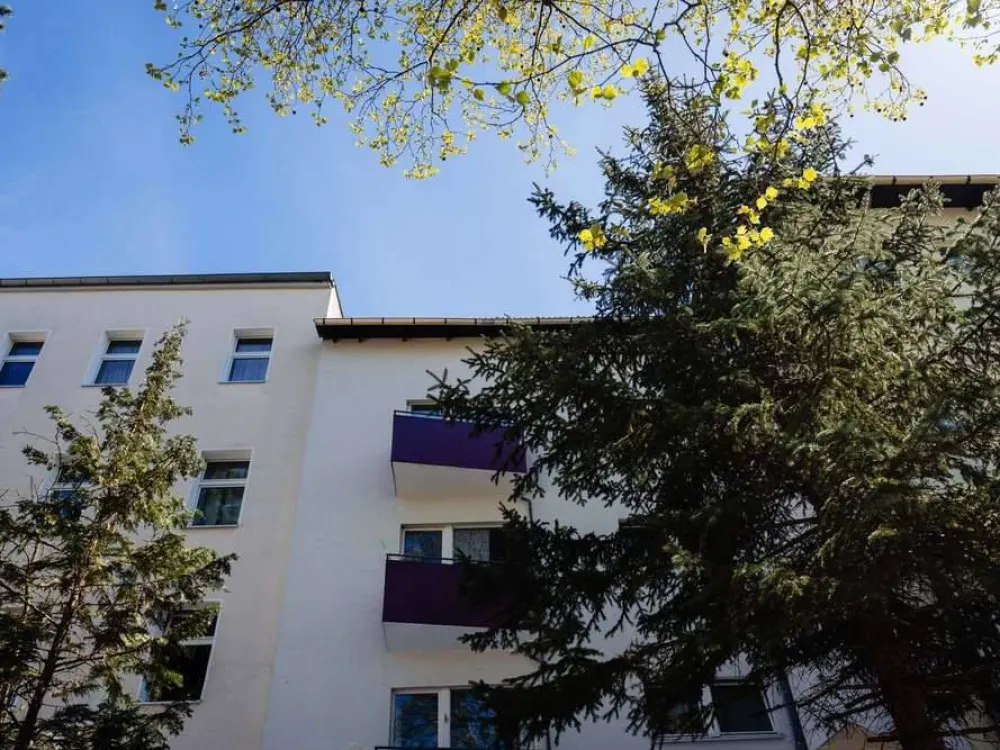 Bright & Furnished 1-room apartment with balcony, 12-months sublet