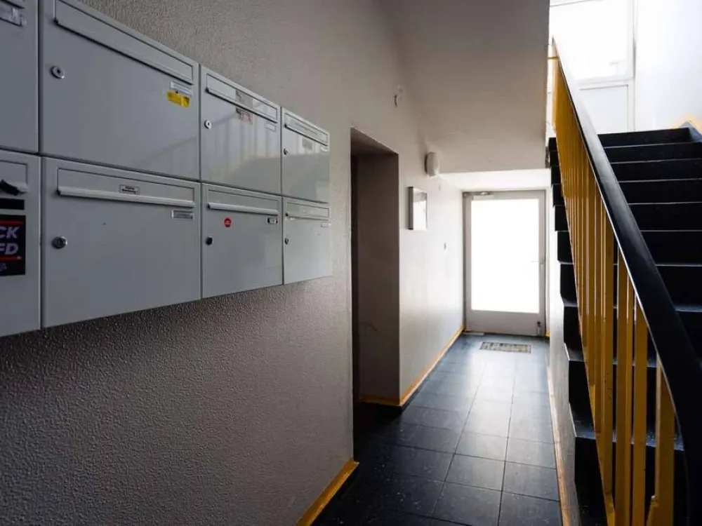 Bright & Furnished 1-room apartment with balcony, 12-months sublet