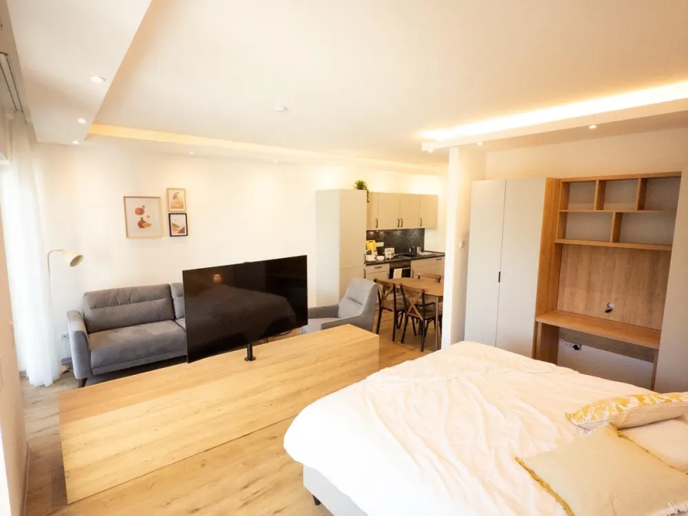 Apartment No 03 : 1-Zimmer / ab Sofort !