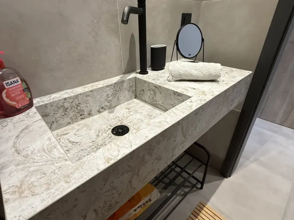 جديد مساحات عمل حصرية مباشرة على الماء