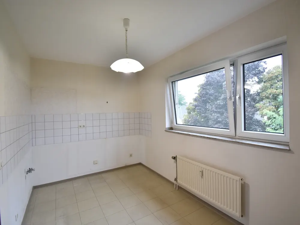 Ab sofort verfügbar! Gepflegte 2-Zi-Whg mit Balkon