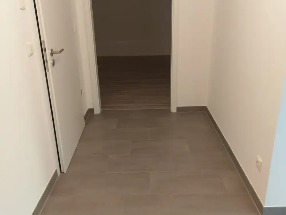 2-Zimmer-Erdgeschosswohnung mit Terrasse, Garten und EBK in Hanau