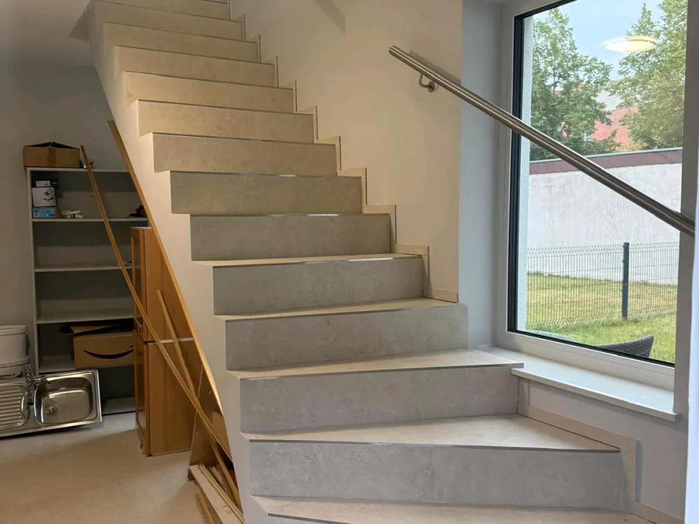 3-room apartment on the 1st floor with terrace and garden