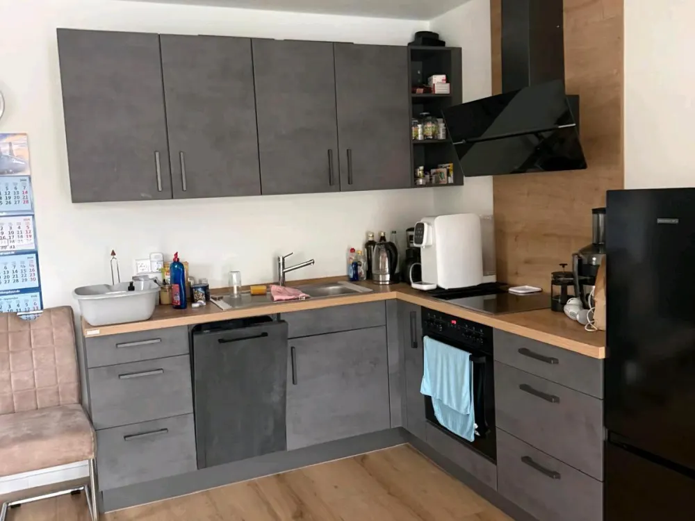 3-room apartment on the 1st floor with terrace and garden