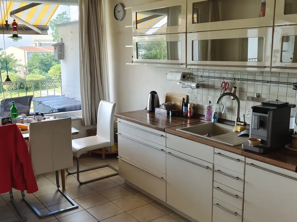 Repräsentative 4-Zimmer-Wohnung mit Balkonen und Weserblick in Bremen