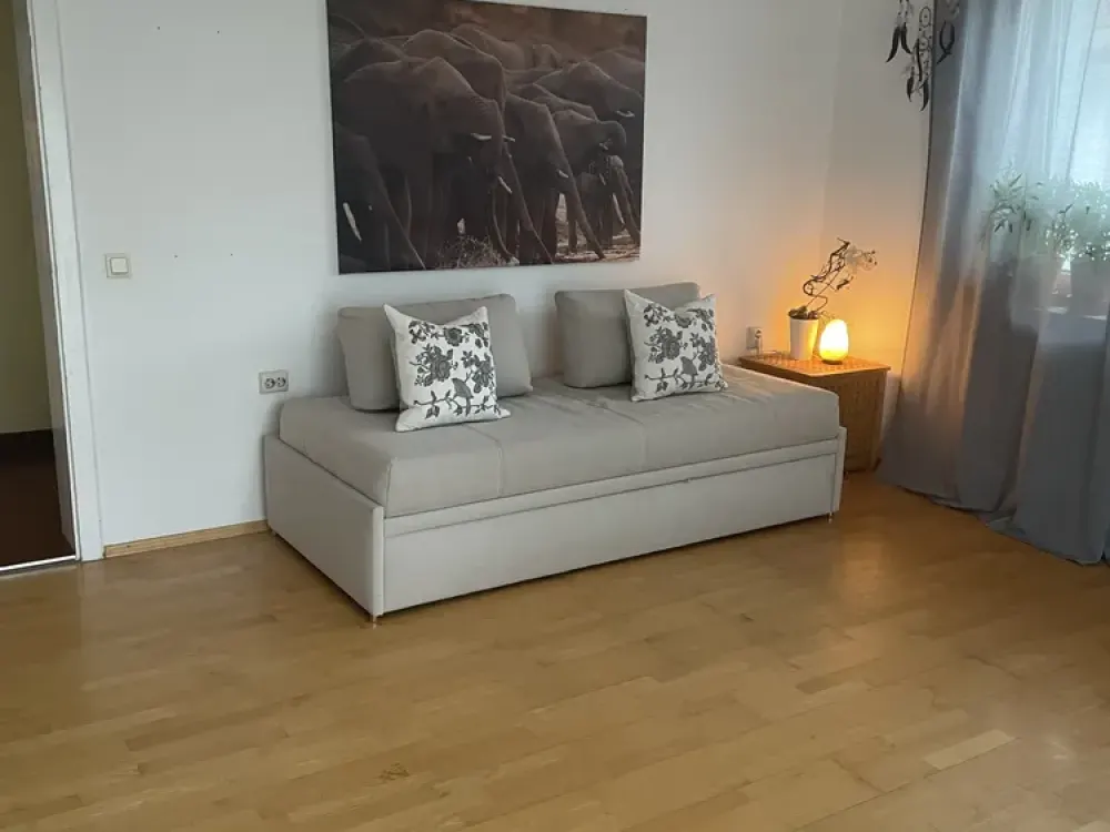 Bright 3-Room Apartment with Garden & Garage