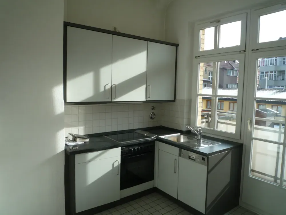 2 Zi / Kü / Bd / Balkon
