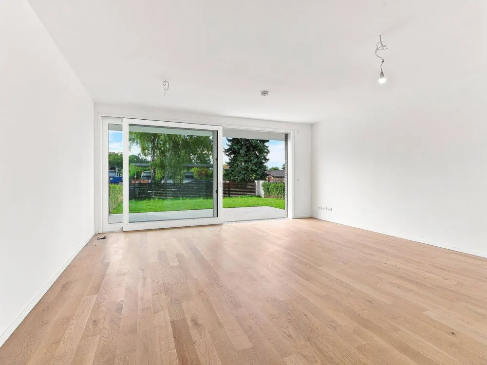 Wohnen wie im Haus - großzügige 4-Zimmer-Gartenwohnung mit eigenem Eingang, EBK, Sofortbezug möglich