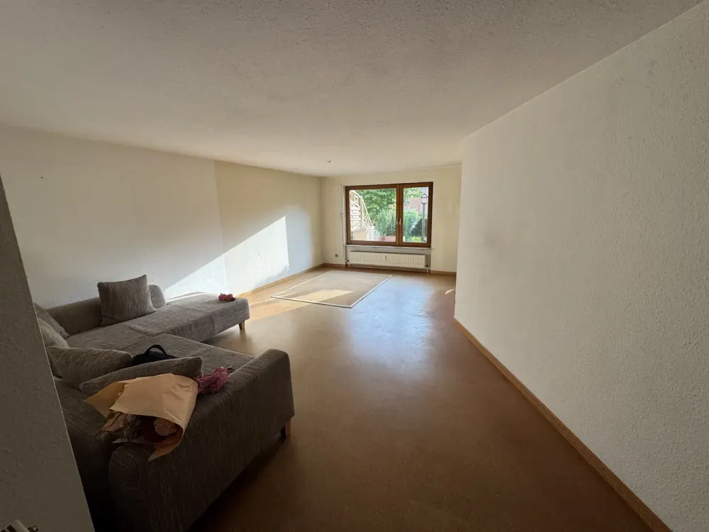 Lebendiger Wohnraum in Winnenden: 2,5-Zimmer-Wohnung mit gehobener Ausstattung
