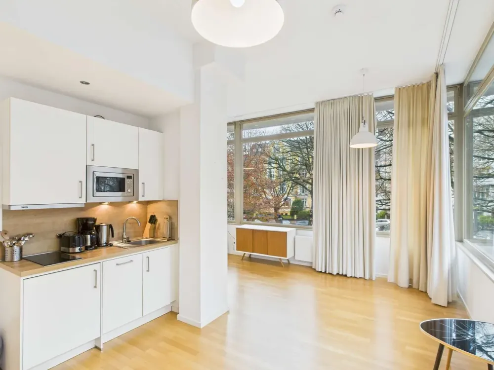 Furnished & Central All-Inclusive Apartment in the Heart of Hamburg! | XL Unit