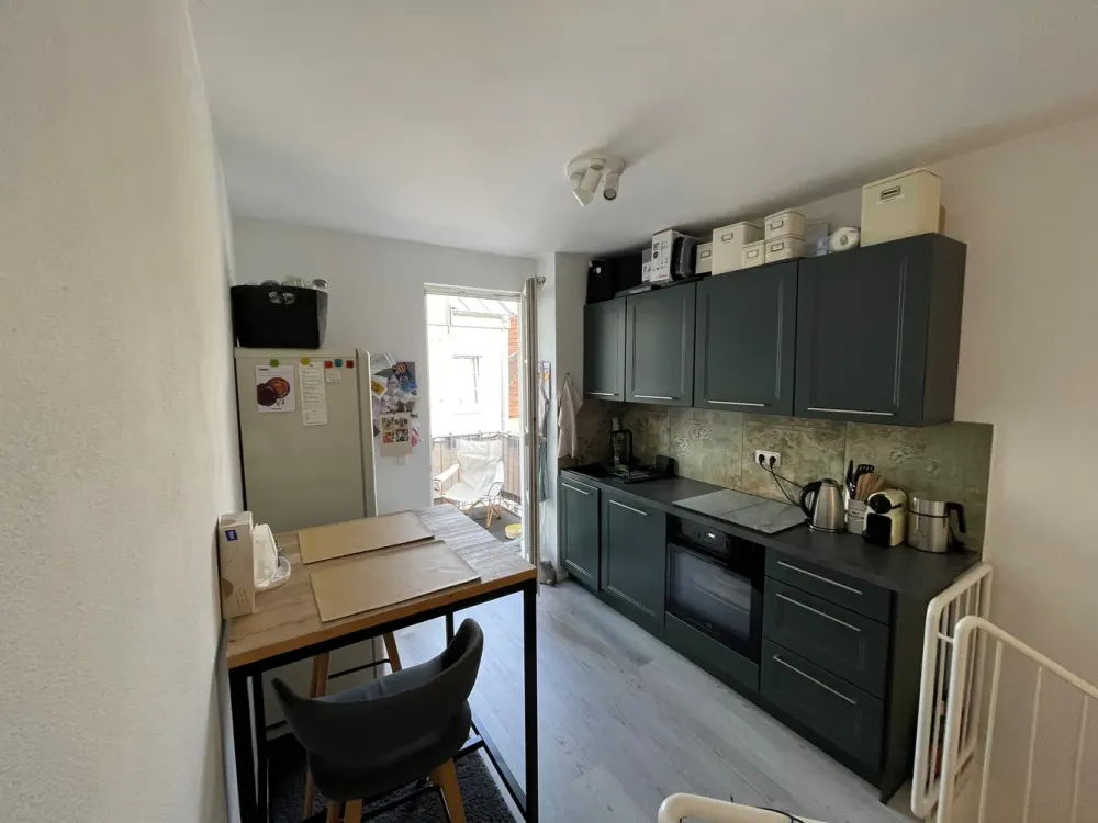 Schöne Wohnung mit EBK und Balkon(Whg.2)